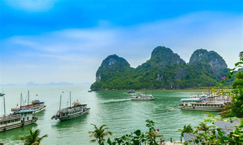 越南下龙湾，不是桂林胜似桂林，世界新七大奇观海上桂林。