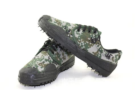 想買雙勞保解放鞋哪個(gè)牌子好?