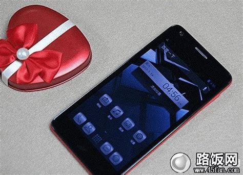 打算五六百给老人买个智能机(有什么好推荐的)
