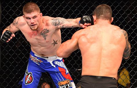 无论是日常冲突还是婚姻尽头，夫妻都应把握处置艺术不伤孩子