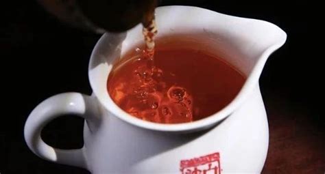 陈年黑茶是什么味,黑茶是什么味的