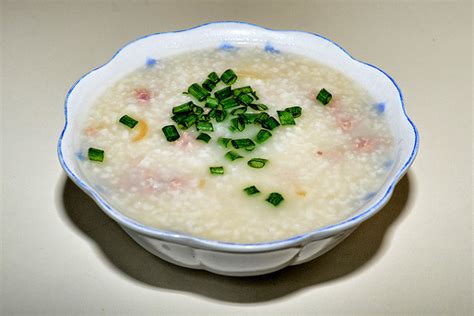 电饭煲煮玉米粥的做法,怎么用电饭煲煮玉米粥