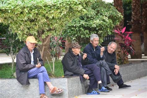 送老人去养老院是不孝吗