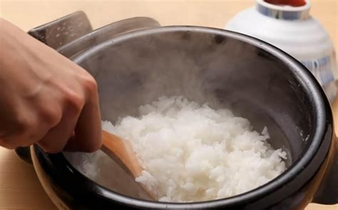 自热米饭的使用方法是什么?