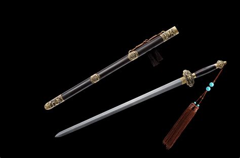 龙泉宝剑送礼送朋友和爱武术的好选择