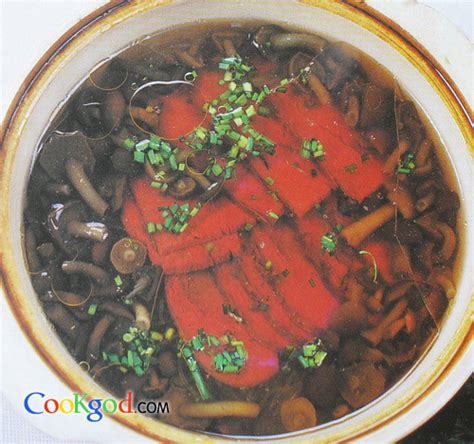 「今日靓汤」这款鸡汤防秋燥 云南松茸菌汤包老鹅汤去腥味