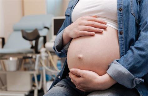 怀孕初期胎儿停止发育为什么