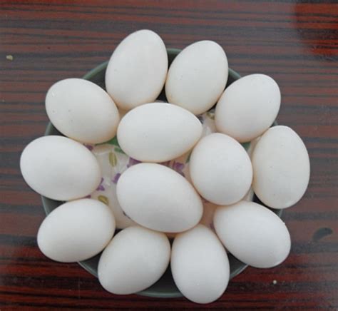 鸽子蛋钻石价格多少钱一斤,鸽子蛋钻戒价格多少