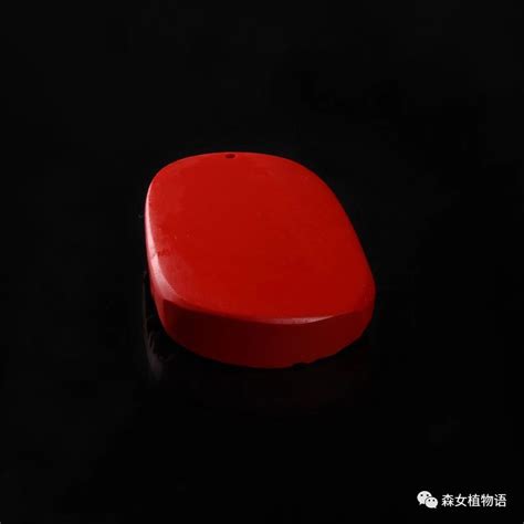 中年妇女身上佩戴什么辟邪