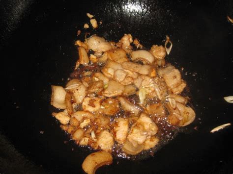 家常炖酸菜怎么做,铁锅炖酸菜怎么做好吃