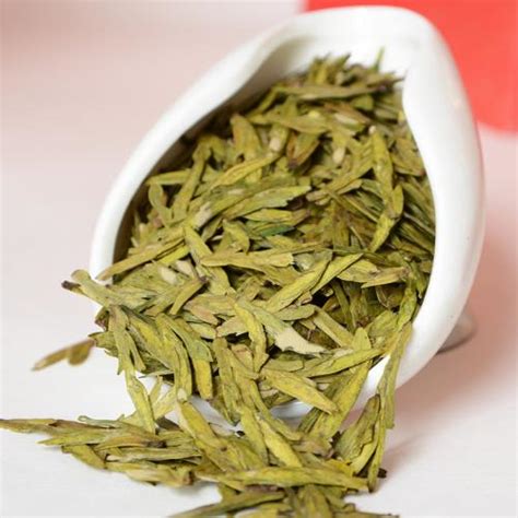 茶树一颗有多少茶,一棵茶树能产多少茶叶