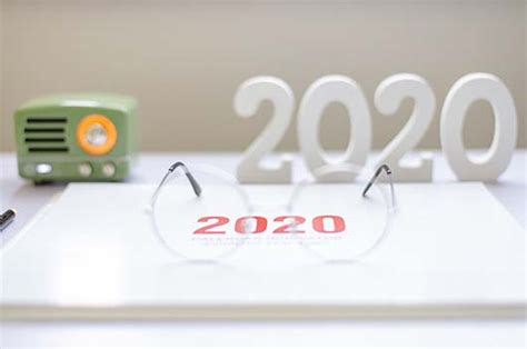 2020鼠年为什么是双闰年