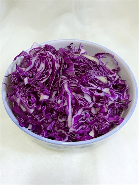 紫甘蓝拌凉菜怎么做好吃,厨师长教你做凉拌紫甘蓝