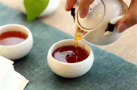 当代茶文化推广者,倒立的茶叶是什么原因
