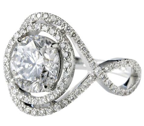 蓝宝石订婚戒指多少钱,巴中订婚戒指钻戒一般多少钱