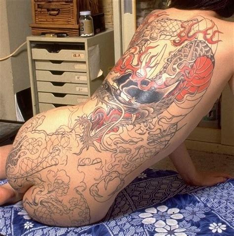日本女性纹身图案,每个纹身图案背后都有含义
