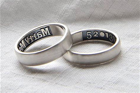 情侣戒指有什么牌子,有人买情侣戒指吗