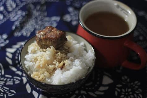 猪肉配米饭怎么做好吃,好吃又简单的肉丁焖饭