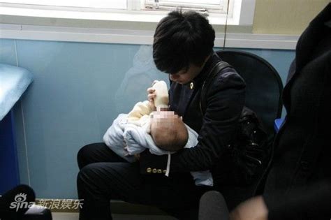 宝宝只吃到前奶会怎样