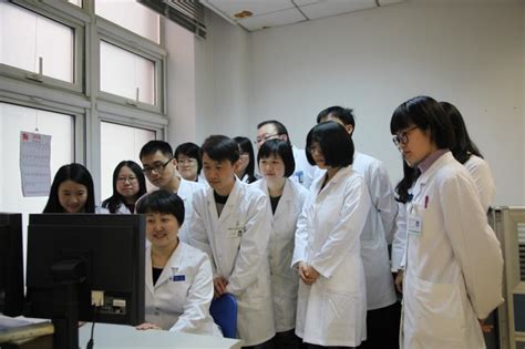 重庆启动中医药学院建设,中医学院学什么时候