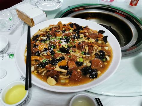 石锅松茸和鸡,零技巧的石锅松茸炖土鸡