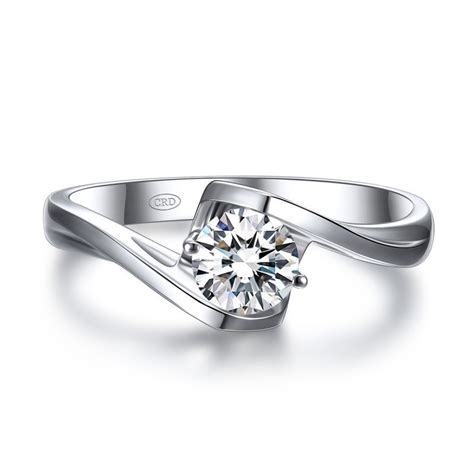 乾坤金店的砖石戒指怎么样,结婚的话买戒指