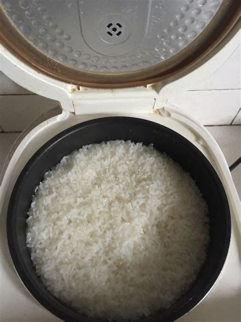 怎样用电饭煲做米酒,怎么用电饭煲做米酒