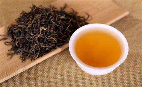 就能鉴别茶叶品质,泡好的茶叶怎么区分