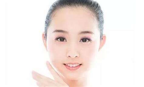 宝宝嘴唇发紫是怎么回事
