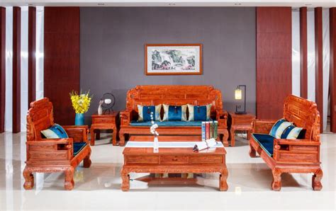 欧式风格的家具应该如何搭配,简欧风格家具是目前最受欢迎的家具之一