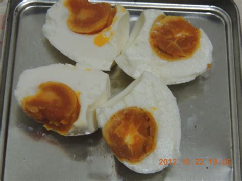 腌咸鸡蛋不能只放盐,咸鸡蛋怎么分辨坏