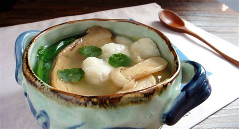 松茸煲汤最佳做法 黑鱼和松茸煲汤