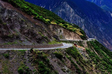 从四川到西藏，318川藏公路自驾游，这是最美也最难走的一段