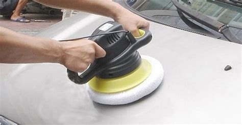 汽車怎樣自己打蠟?