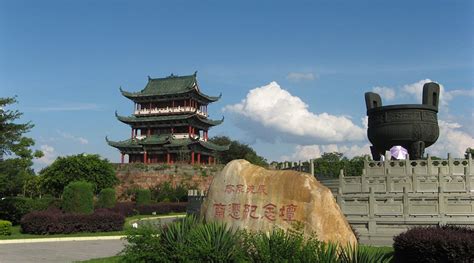 江西赣州郁孤台在那里
