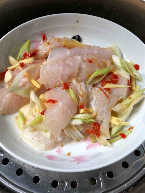 简单易做的清蒸菜谱,怎么做清蒸鱼肉最好吃