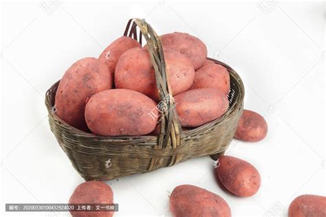 黑土豆有啥区别,土豆皮怎么皮是红色