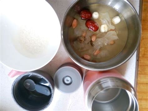 红枣汤用焖烧杯怎么做,焖烧罐怎么做银耳红枣粥
