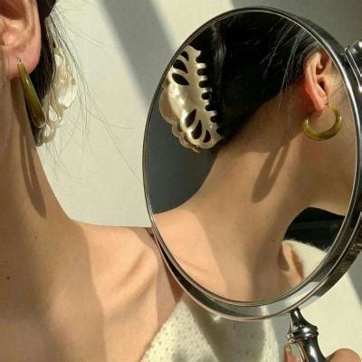 女生半身纹身头像,人物头像写实纹身