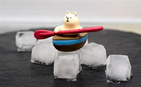 冰格里的冰如何在短時間內拿出來