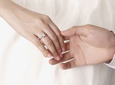 昆凌结婚戒指什么牌子,结婚戒指有什么牌子的好