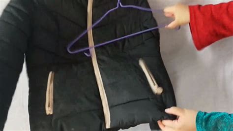 羽絨服洗完后羽絨成一團怎么辦