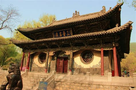 什么是晋祠 ????