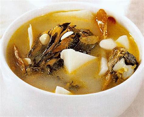 松茸菇煮汤做法大全,营养价值极高的三款鸡汤做法