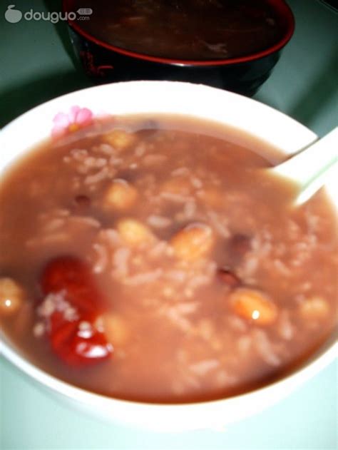 早晨来一碗黑米红豆花生粥,红枣花生粥怎么做好吃吗