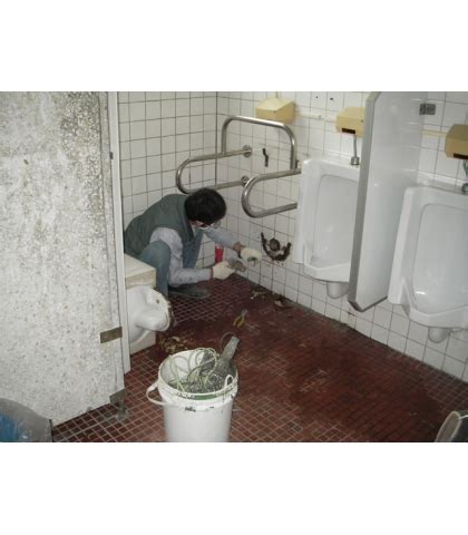 坐厕水箱漏水怎么修理,坐便器漏水怎么修