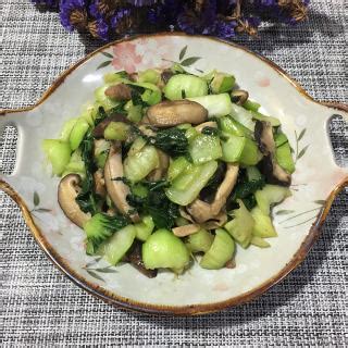 青菜炒香菇怎么做好吃,美味尝鲜青菜炒香菇