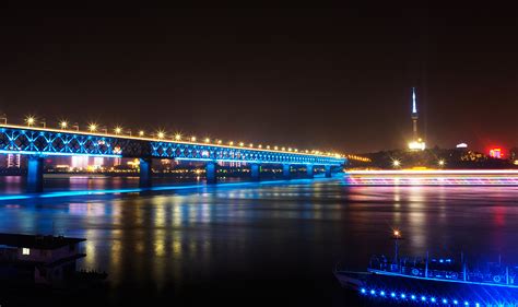 关于武汉长江大桥的资料