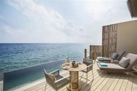 洲际马尔代夫玛姆纳高度假酒店，拉环礁岛上的奢华居住体验