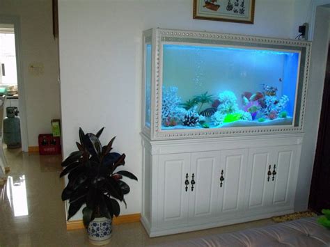 鱼缸放到卧室哪个位置,关于鱼缸摆放位置